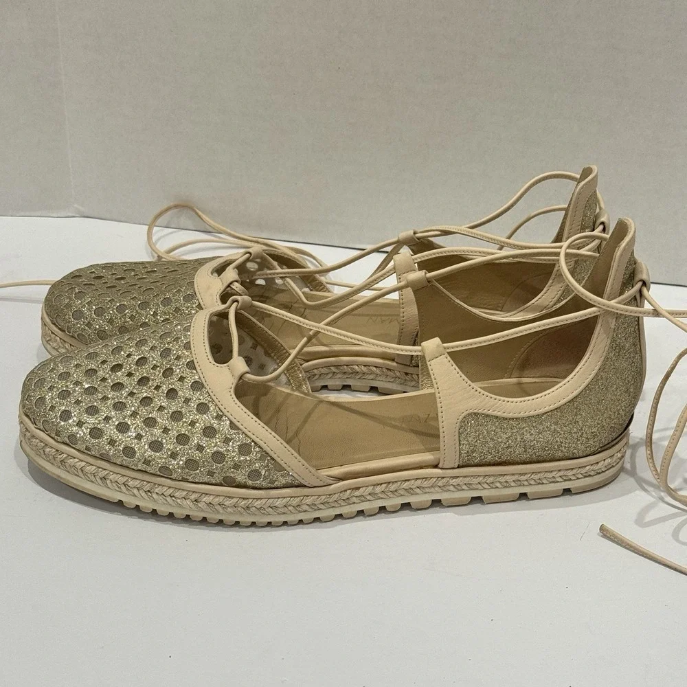 Stuart Weitzman 'Tweety' Strappy ballet Feminine‎ slingback Gold sandals Sz 8.5